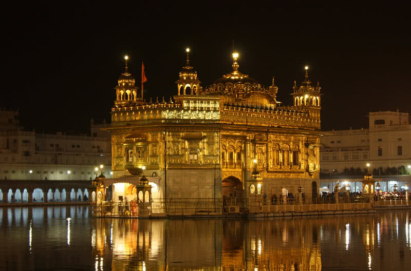 templo dorado en amritsar